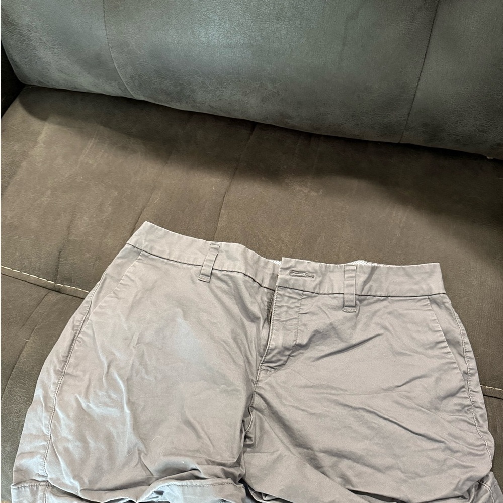 Old Navy Women's Gray Jean Shorts